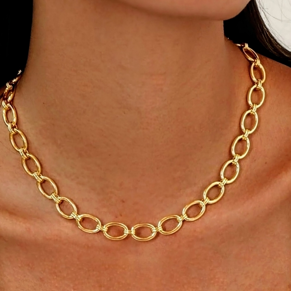 14k gold plated necklace. 15.3" with a 2.1" extender. Brass.